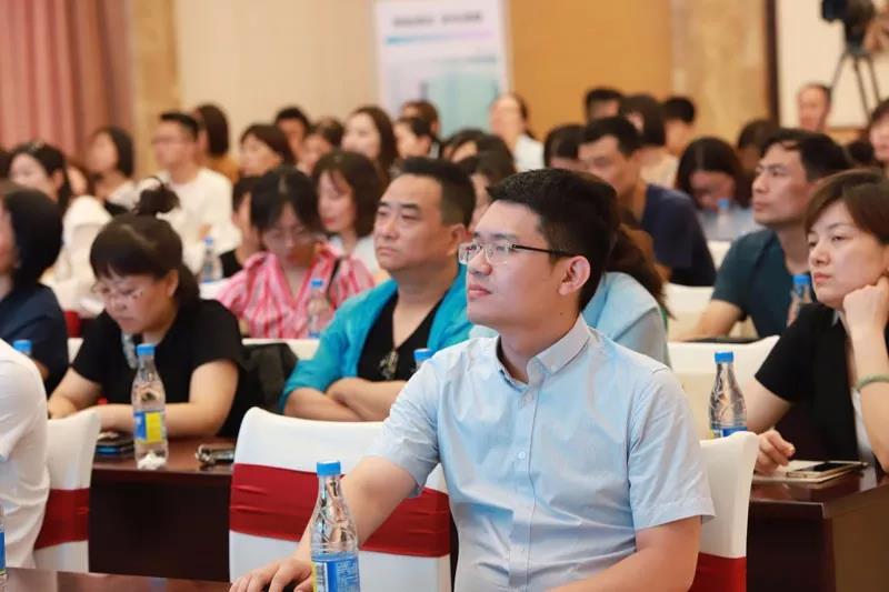 ��Ʒ•�������Ҽ�2019�ﶬ��Ʒ�l(f��)����(hu�� )�A�M(m��n)�չ���