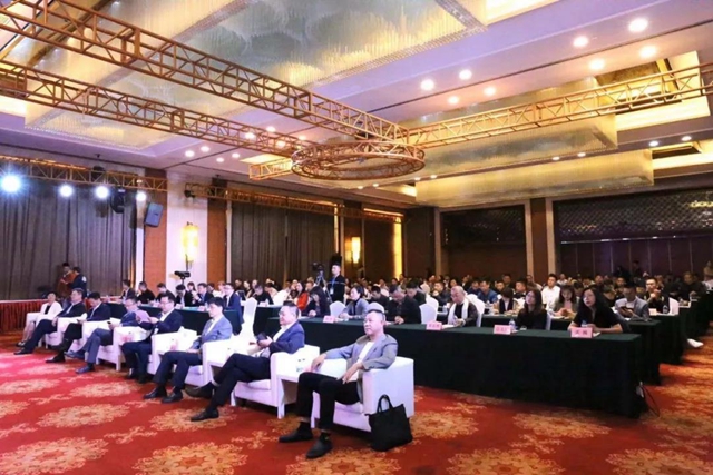 32�f(w��n)����(hu��)�����ɽ���9000�f(w��n)Ԫ����ʮ�����Ї����������Ҽ���(hu��)�彻�ו�(hu�� )¡�����_(k��i)���x��ͨ�ݼҼ��a(ch��n)�I(y��)��1+3���¸��