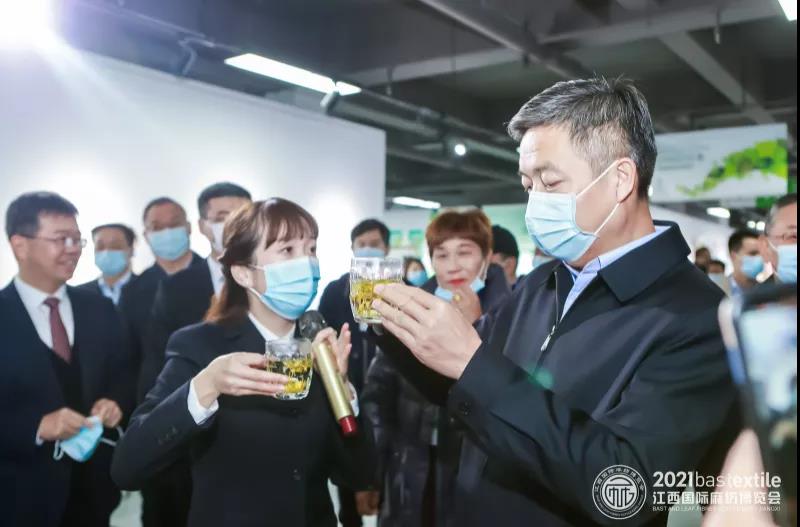 ���B(t��i)�����r(sh��)����ˇ��2021�������H�鼏���[��(hu�� )ʢ��Ļ