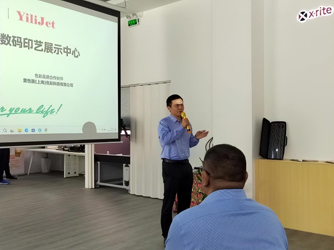 ��ʼ���Ʒ���aӡˇչʾ���ĳɹ���Ļ���F��(ch��ng)�l(f��)������ذ���Ʒ