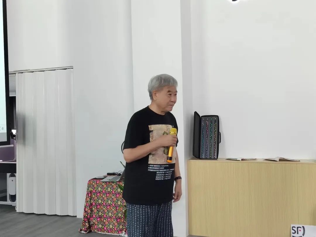 ��ʼ���Ʒ���aӡˇչʾ���ĳɹ���Ļ���F��(ch��ng)�l(f��)������ذ���Ʒ