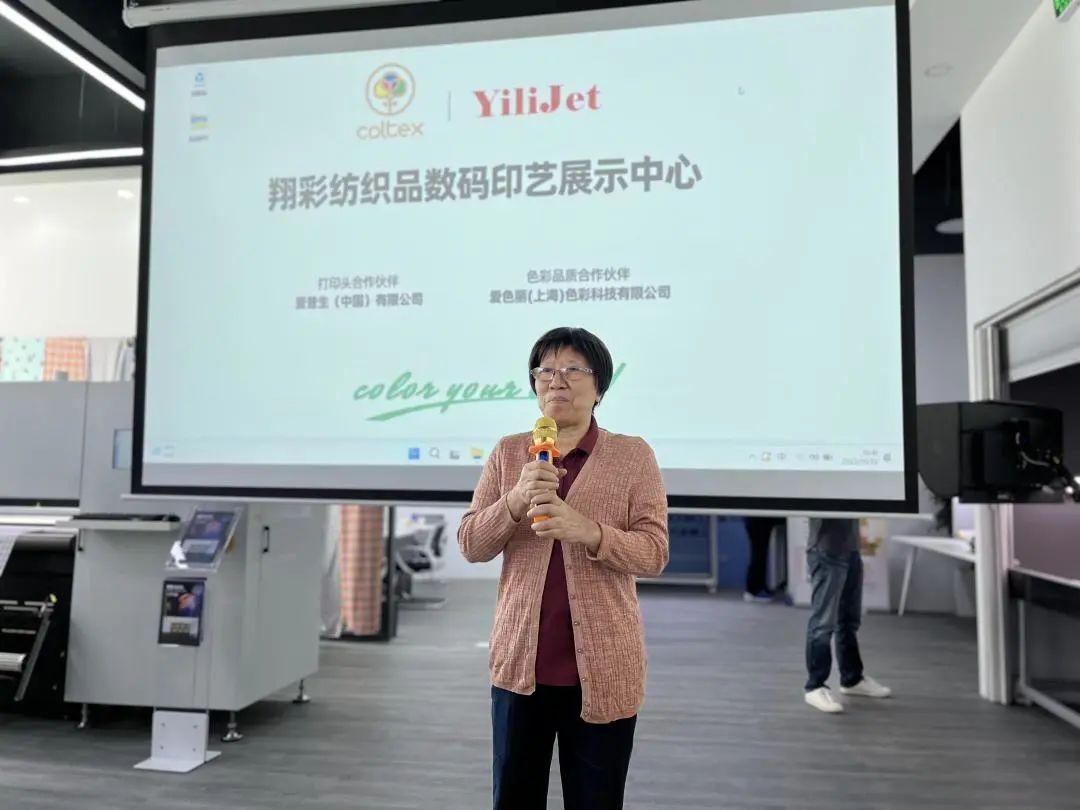 ��ʼ���Ʒ���aӡˇչʾ���ĳɹ���Ļ���F��(ch��ng)�l(f��)������ذ���Ʒ