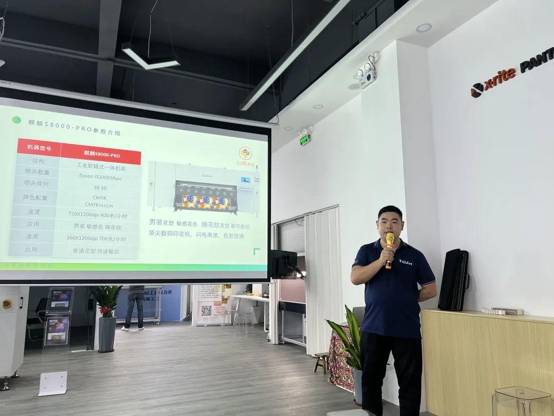 ��ʼ���Ʒ���aӡˇչʾ���ĳɹ���Ļ���F��(ch��ng)�l(f��)������ذ���Ʒ